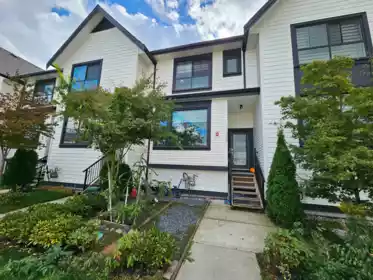 1122 Roma Avenue, New Westminster, BC, New Westminster — Row House (Non-Strata) for sale