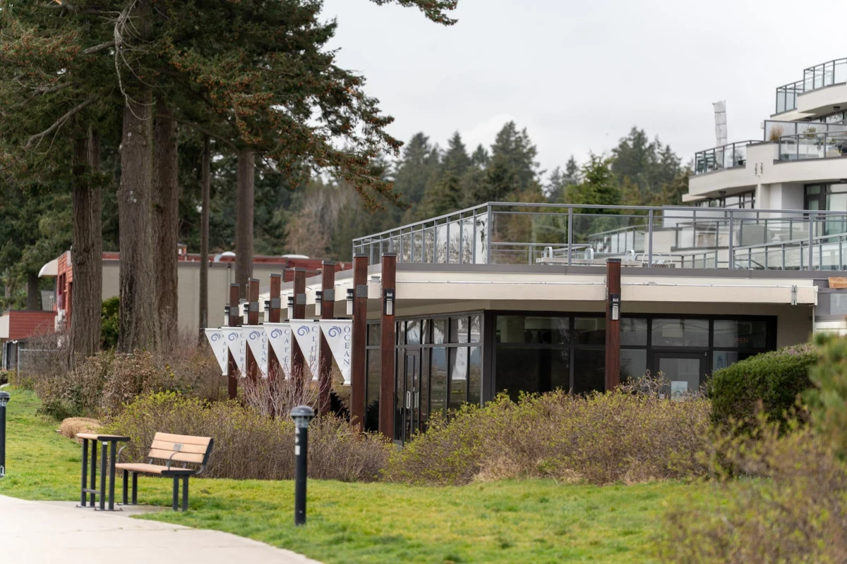 Hot Tub / Spa Photo of 102 5470 Inlet Avenue, Sechelt, BC