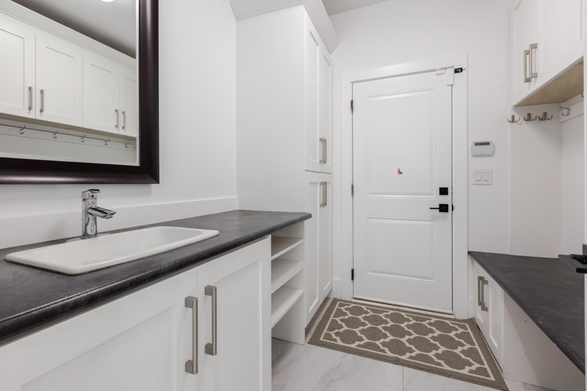 Bedroom 4 Photo of 8244 151a Street, Surrey, BC