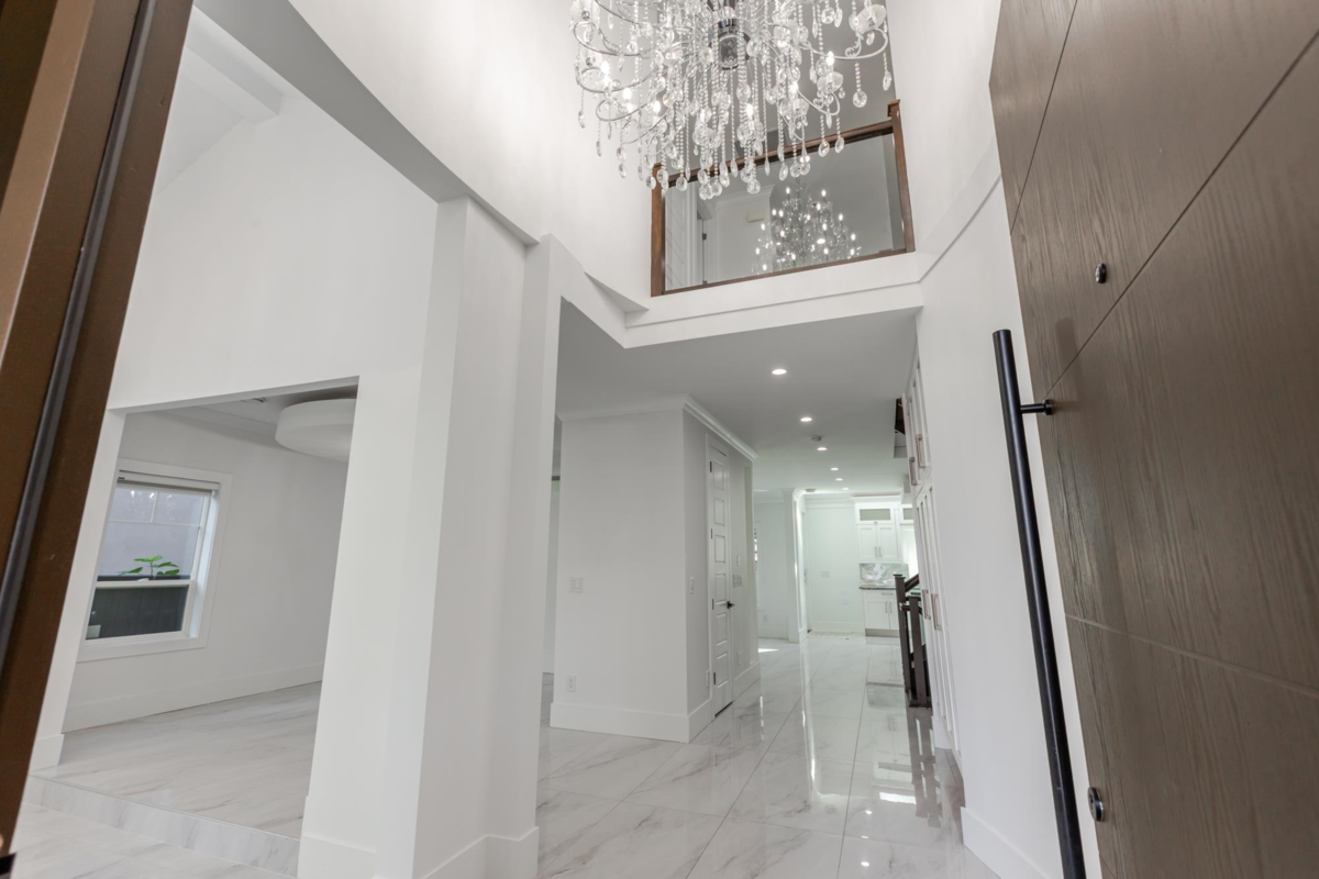 Family Room Photo of 8244 151a Street, Surrey, BC