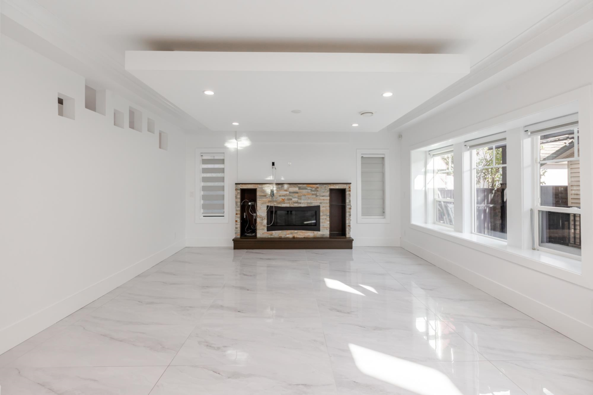 Primary Bathroom Photo of 8244 151a Street, Surrey, BC