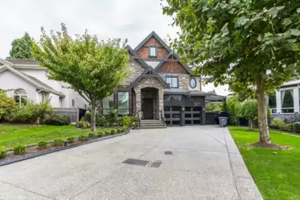 8244 151a Street, Surrey, BC, Surrey — Single Family Residence for sale