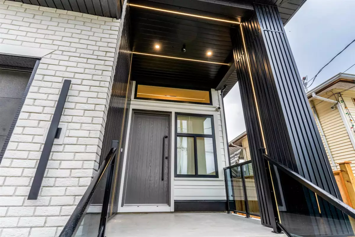 Community Amenities Photo (Clubhouse) of 7684 115a Street, Delta, BC