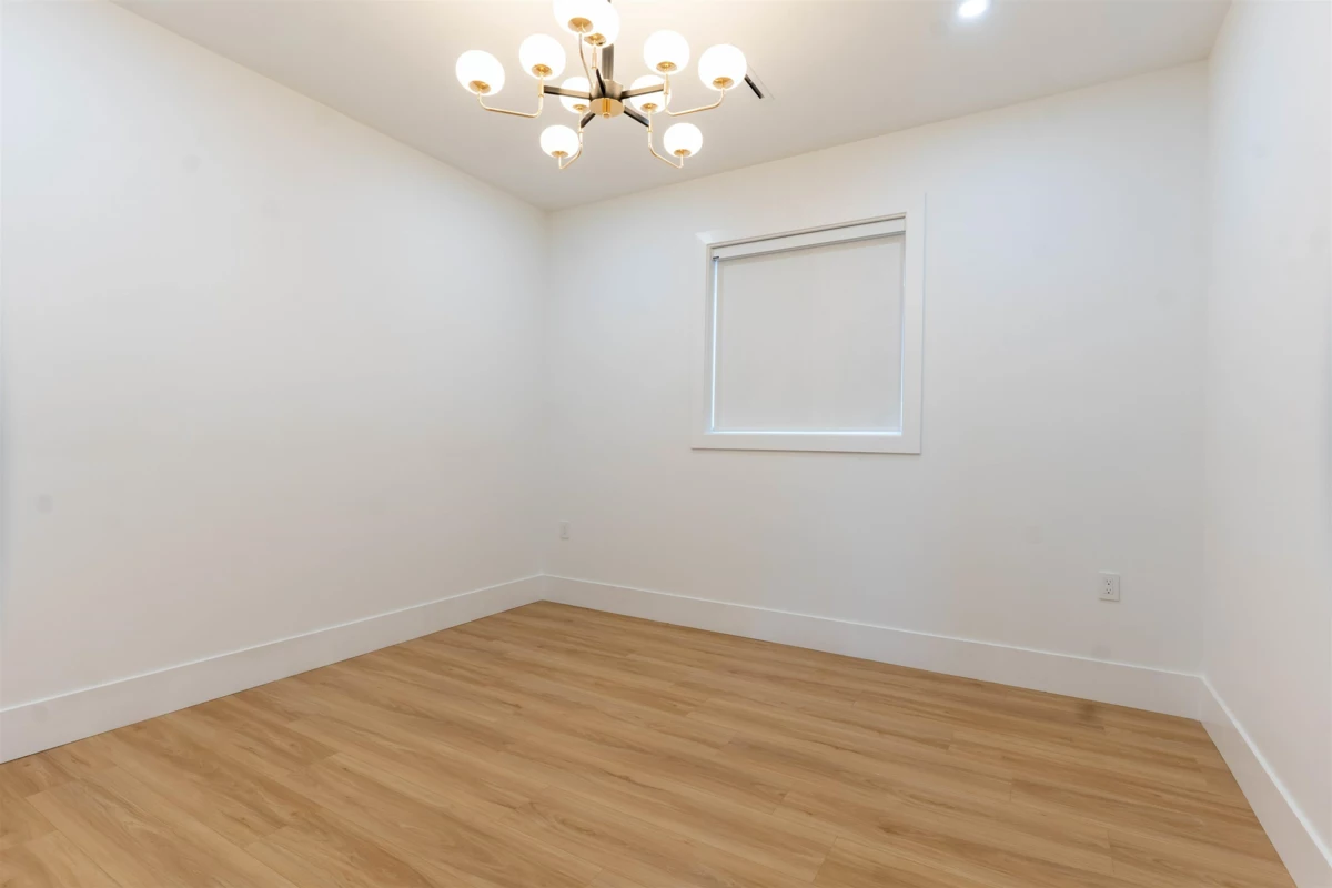 Staircase Photo of 7684 115a Street, Delta, BC