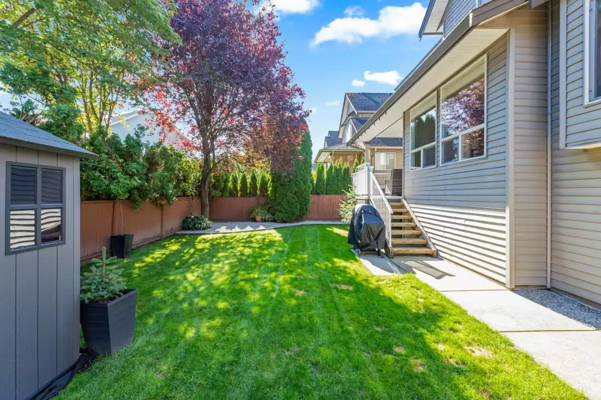 Guest Bathroom Photo of 11252 Southgate Road, Pitt Meadows, BC