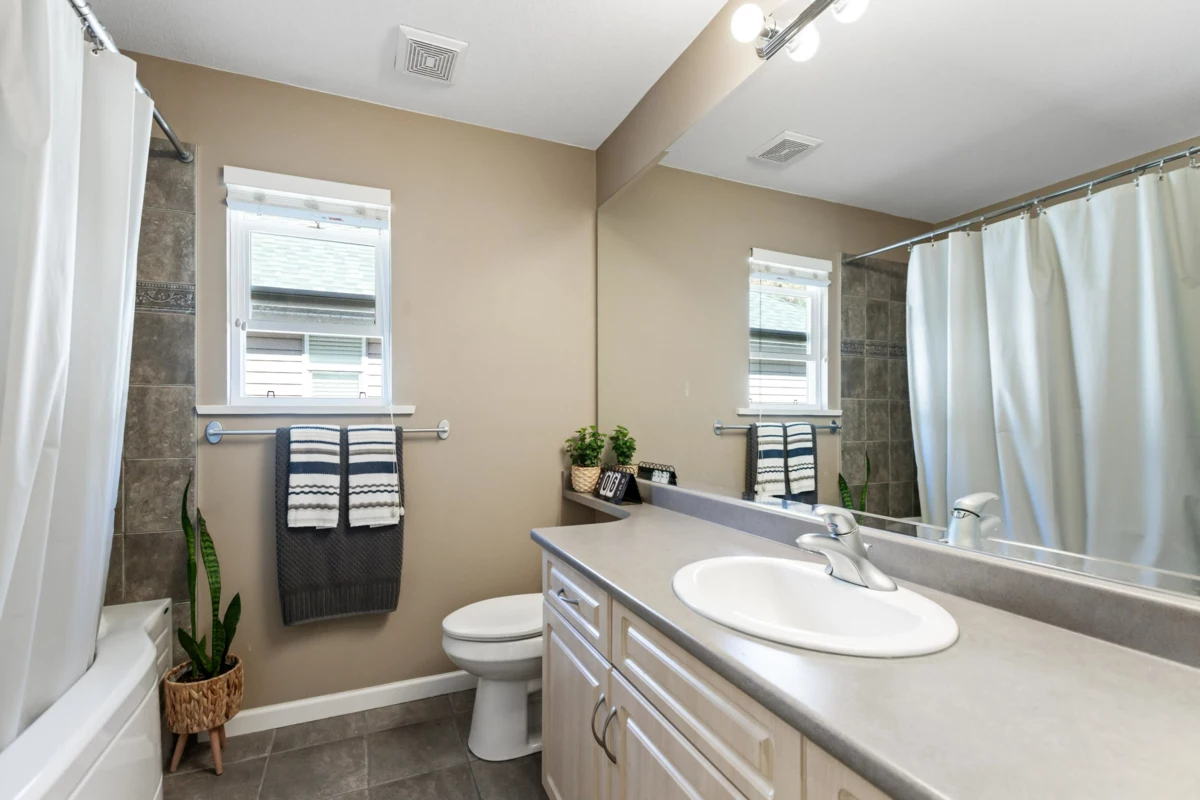 Swimming Pool Photo of 11252 Southgate Road, Pitt Meadows, BC