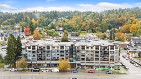 212 2525 Clarke Street, Port Moody, BC, Port Moody — Apartment/Condo for sale