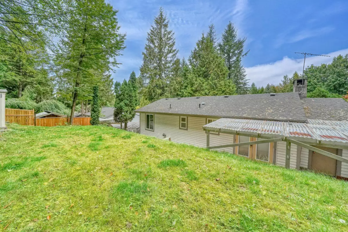 Outdoor Patio Photo of 34898 Laburnum Avenue, Abbotsford, BC