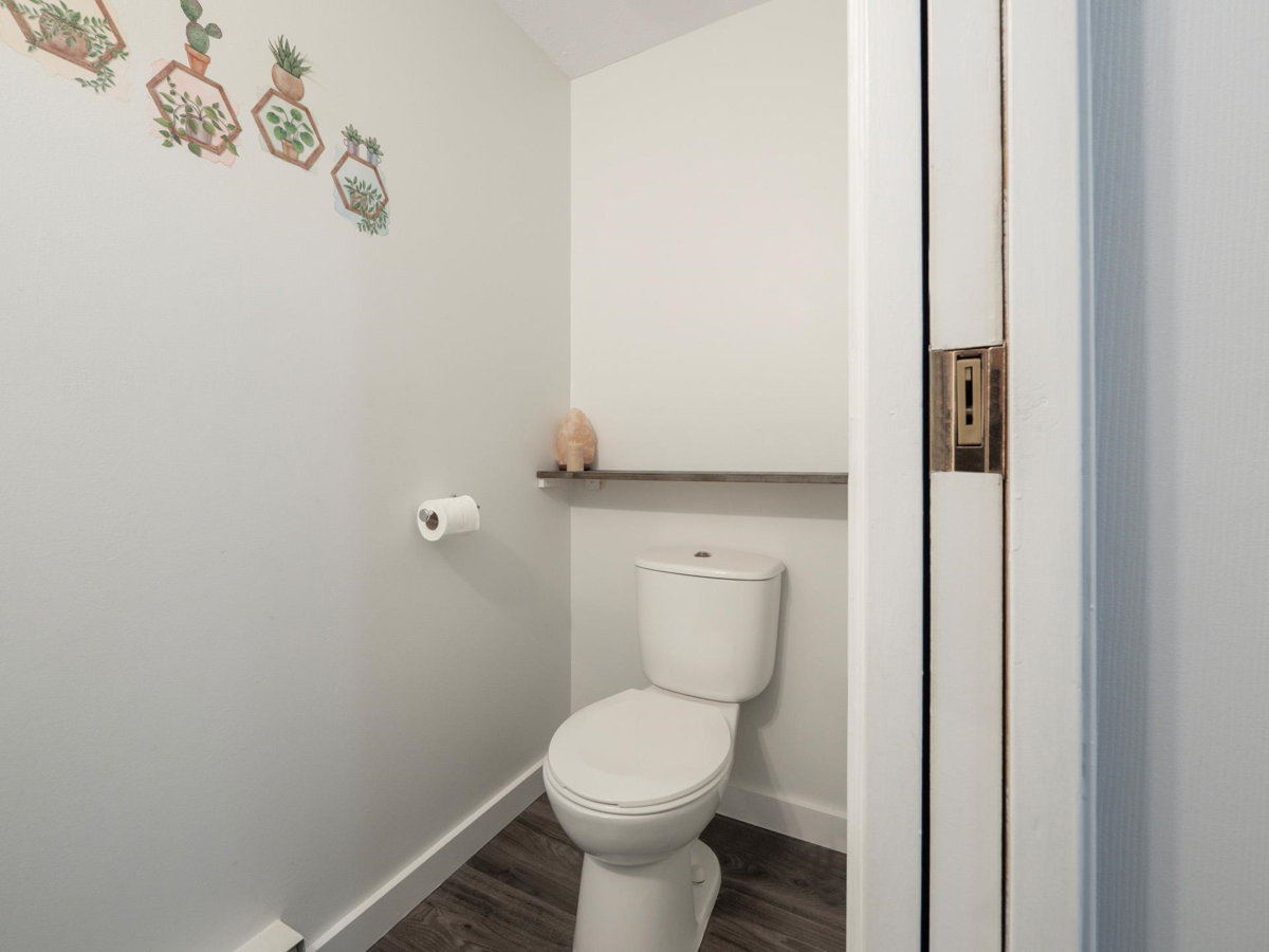 Bedroom 3 Photo of 1 765 School Road, Gibsons, BC