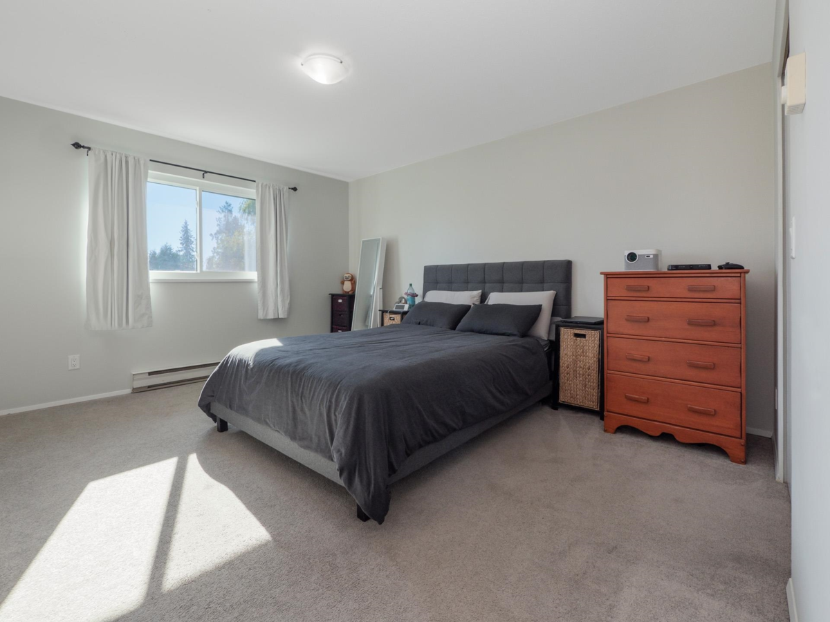 Primary Bedroom Photo of 1 765 School Road, Gibsons, BC