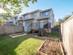 1 765 School Road, Gibsons, BC