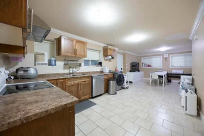 Mudroom Photo of 913 Quadling Avenue, Coquitlam, BC