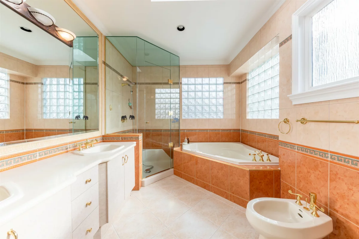 Basement Recreation Room Photo of 2328 W 22nd Avenue, Vancouver, BC