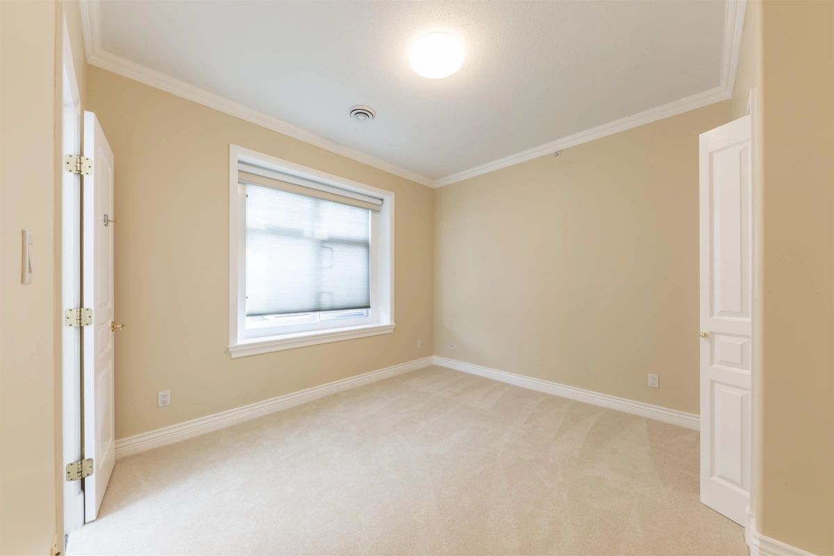 Front Yard Photo of 2328 W 22nd Avenue, Vancouver, BC