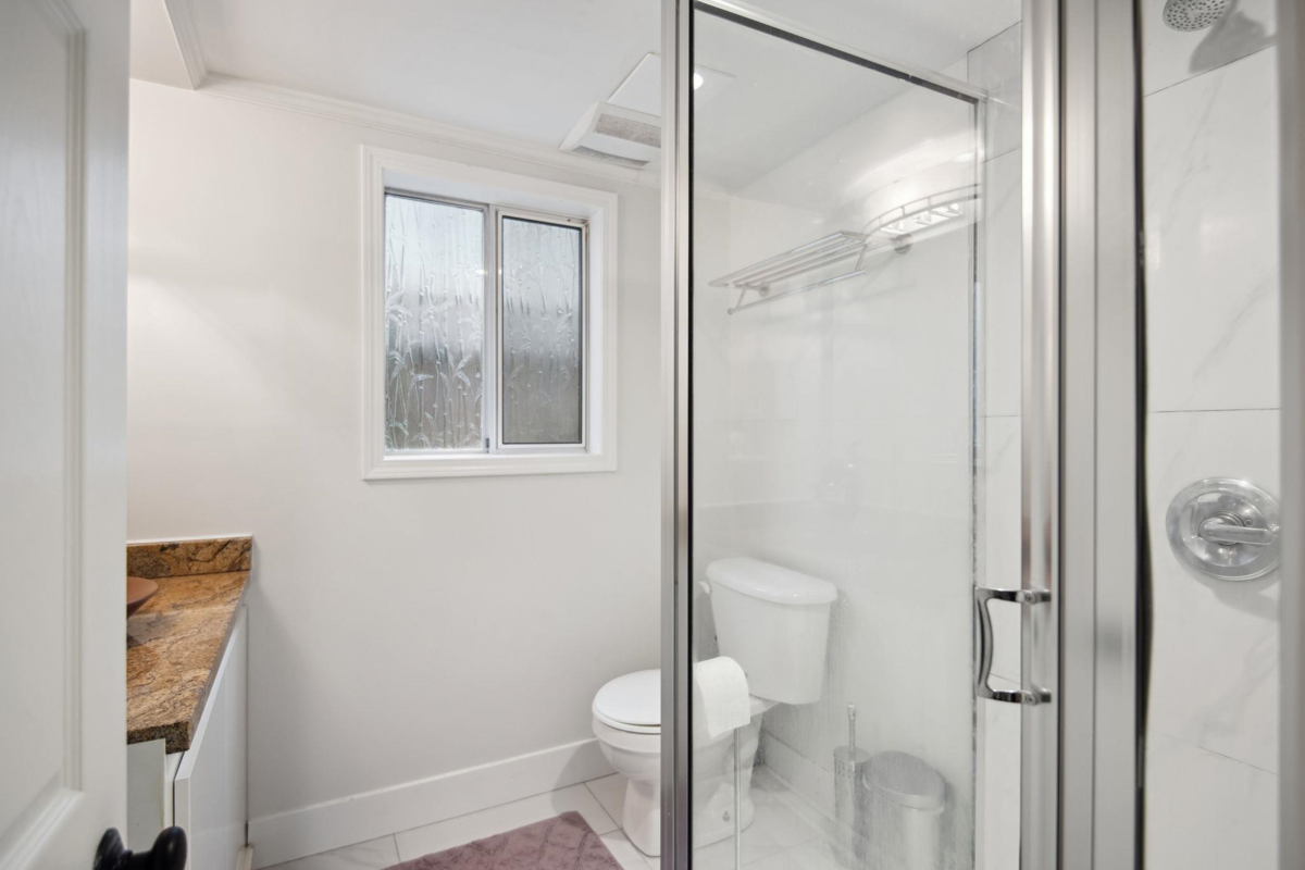 Outdoor Deck Photo of 220 N Grosvenor Avenue, Burnaby, BC