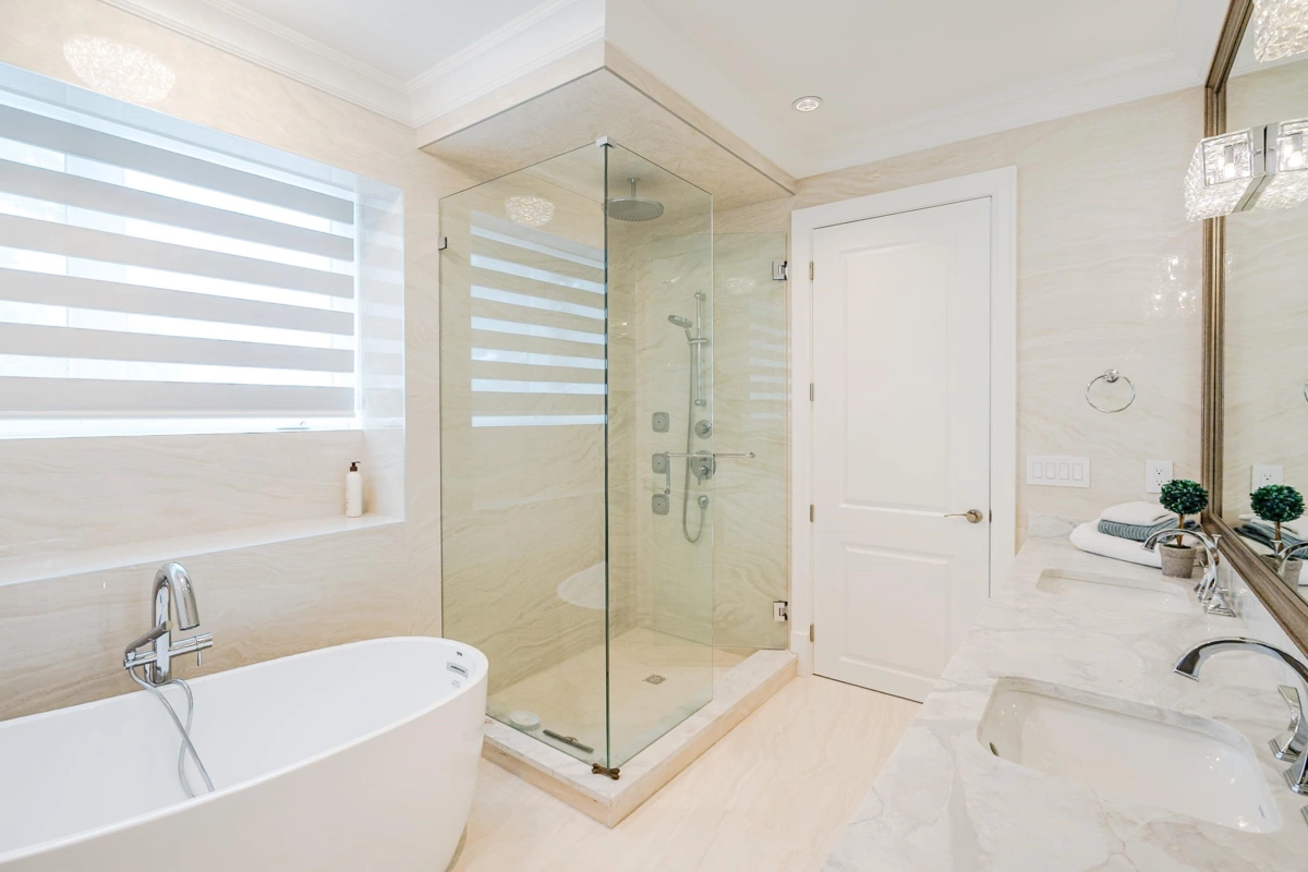 Hallway Photo of 9491 Desmond Road, Richmond, BC