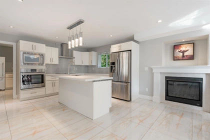 Kitchen Photo of 559 Bosworth Street, Coquitlam, BC