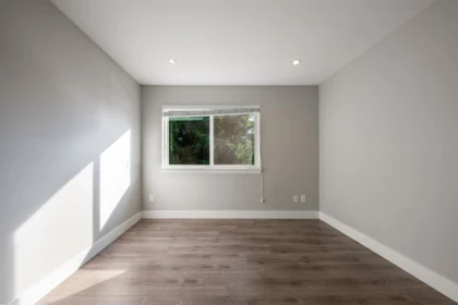 Laundry Room Photo of 559 Bosworth Street, Coquitlam, BC