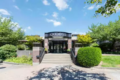 338 10838 City Parkway, Surrey, BC, Surrey — Apartment/Condo for sale
