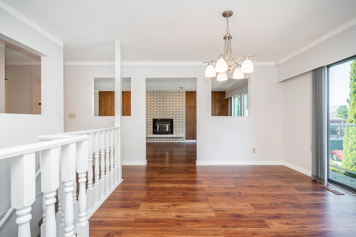 Kitchen Island Photo of 5 Tuxedo Place, Port Moody, BC