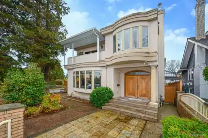 2908 W 30th Avenue, Vancouver, BC, Quilchena — 7 bed single family residence for sale