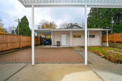 Family Room Photo of 2908 W 30th Avenue, Vancouver, BC