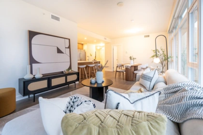 1707 1372 Seymour Street, Vancouver, BC, Vancouver — Apartment/Condo for sale
