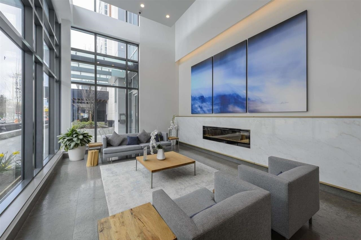 Kitchen Island Photo of 3609 6098 Station Street, Burnaby, BC