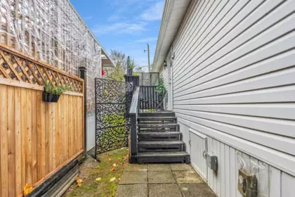 Laundry Room Photo of 41 6338 Vedder Road, Chilliwack, BC