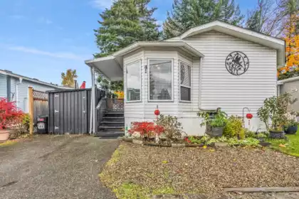 Mudroom Photo of 41 6338 Vedder Road, Chilliwack, BC