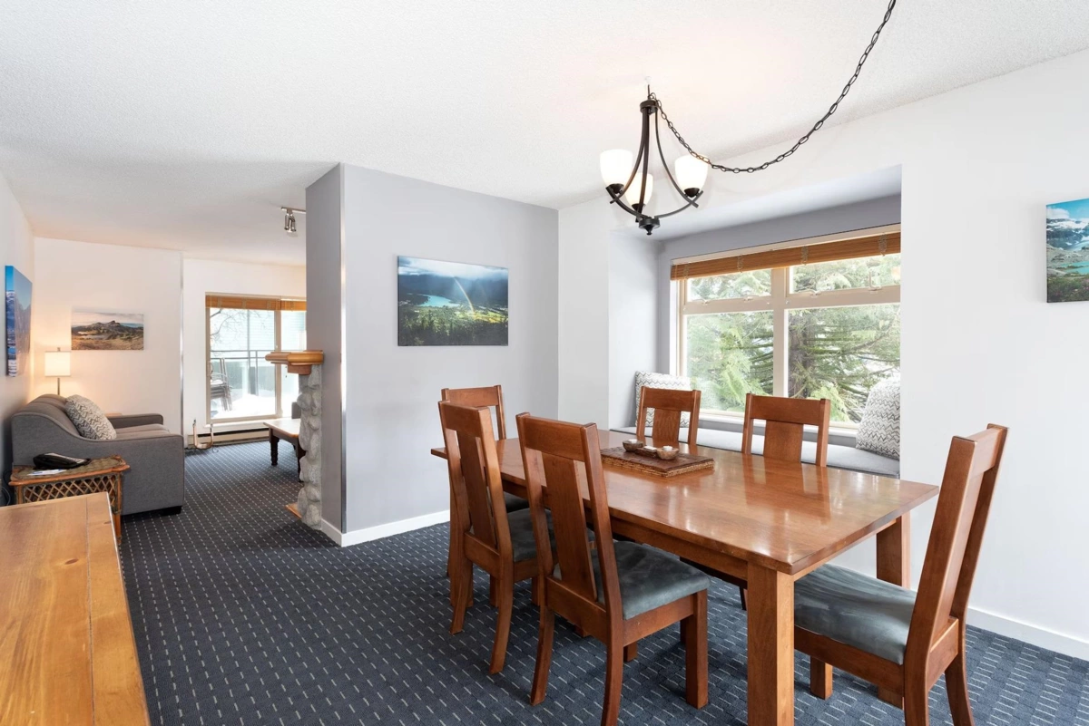 Living Room Photo of 117 2050 Lake Placid(Week 51) Road, Whistler, BC