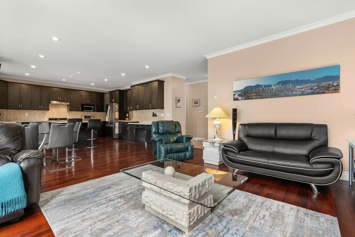 Kitchen Photo of 1336 Marguerite Street, Coquitlam, BC