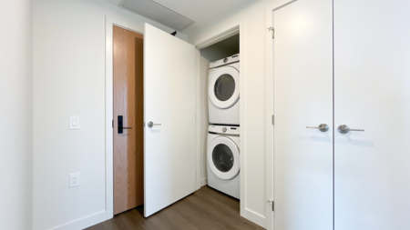 Guest Bathroom Photo of 3908 5987 Wilson Avenue, Burnaby, BC