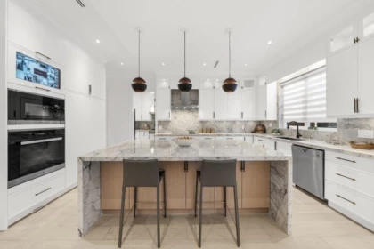 Kitchen Island Photo of 6559 Azure Road, Richmond, BC