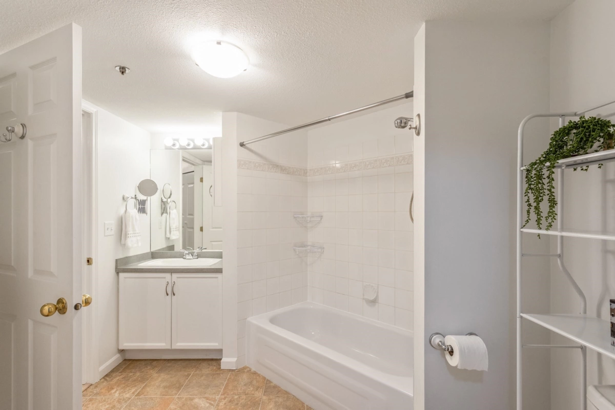 Loft / Bonus Room Photo of 307 2335 Whyte Avenue, Port Coquitlam, BC