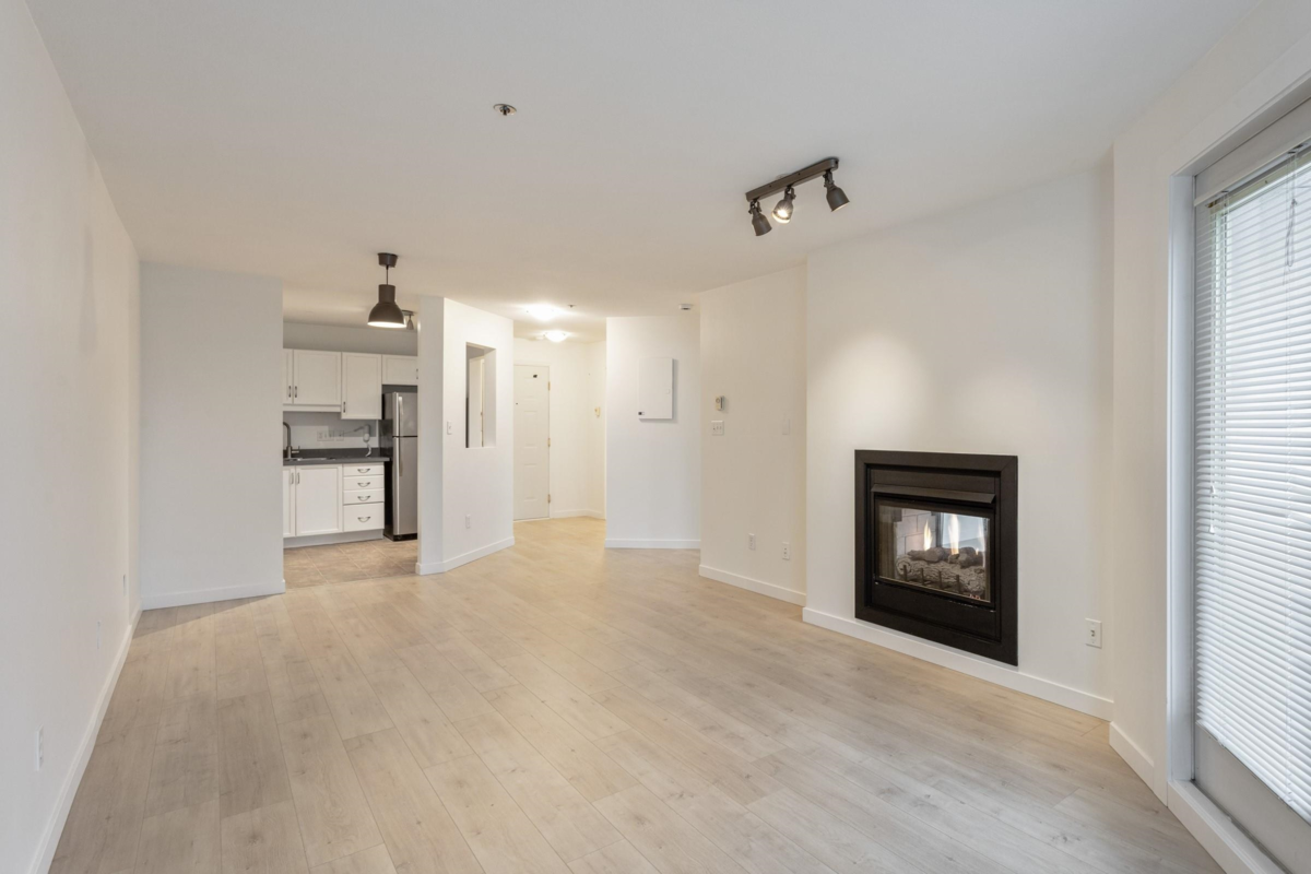 Pantry Photo of 307 2335 Whyte Avenue, Port Coquitlam, BC