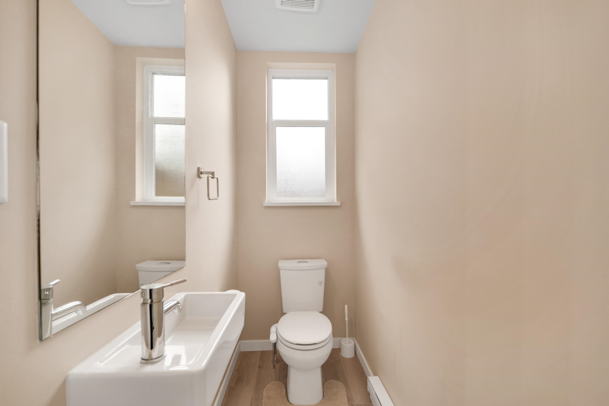 Primary Bathroom Photo of 38358 Summits View Drive, Squamish, BC