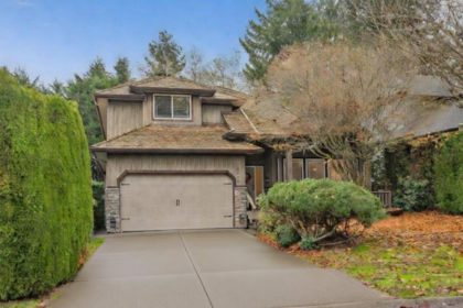 2966 147a Street, Surrey, BC, Elgin Chantrell — 6 bed single family residence for sale