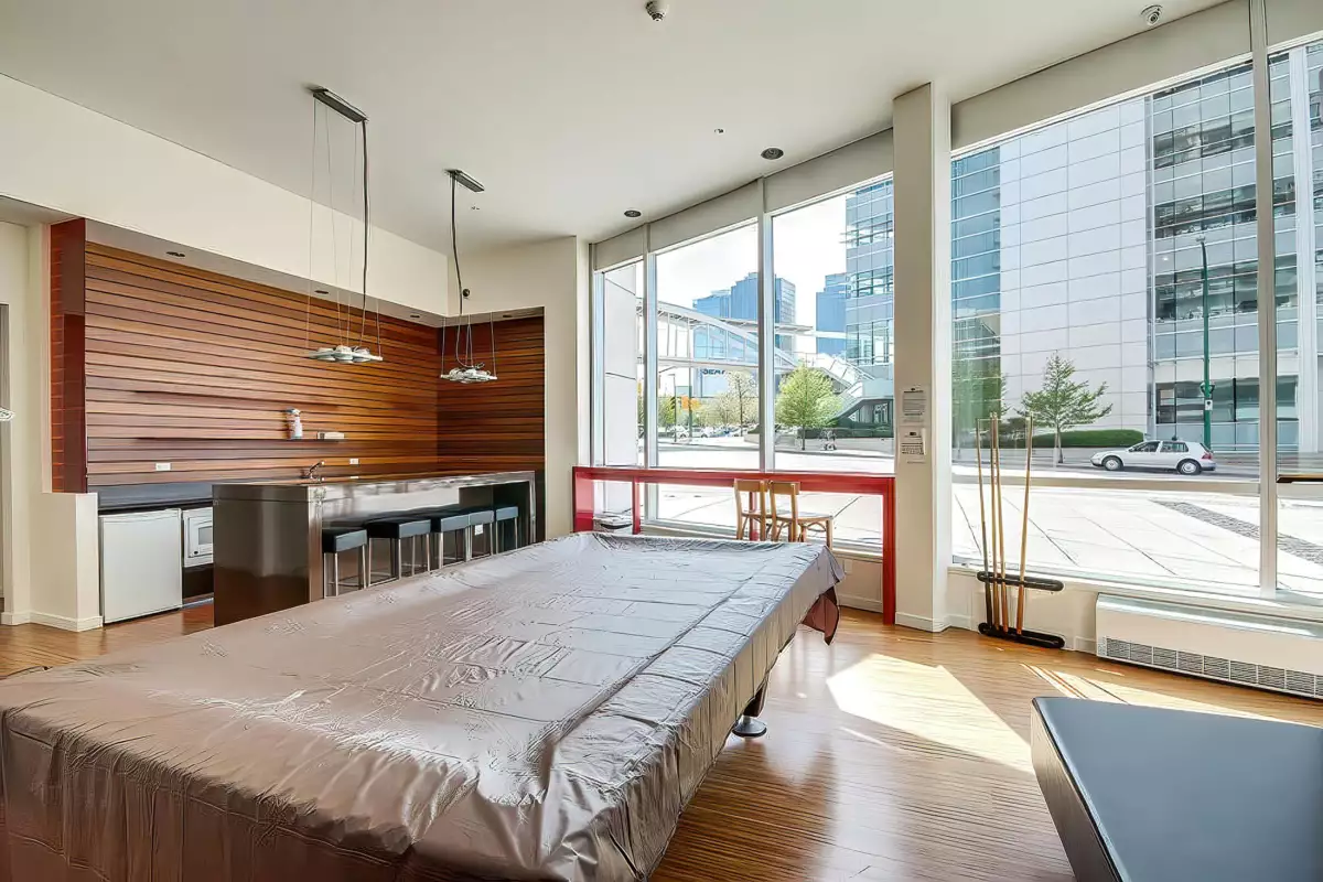Kitchen Island Photo of 709 4808 Hazel Street, Burnaby, BC