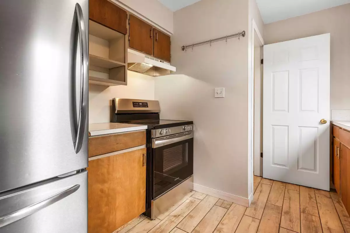 Breakfast Nook Photo of 31949 Silverdale Avenue, Mission, BC