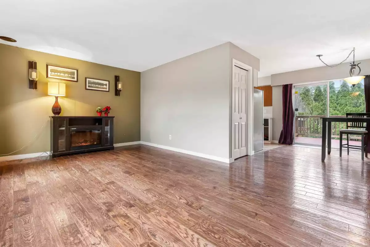 Family Room Photo of 31949 Silverdale Avenue, Mission, BC