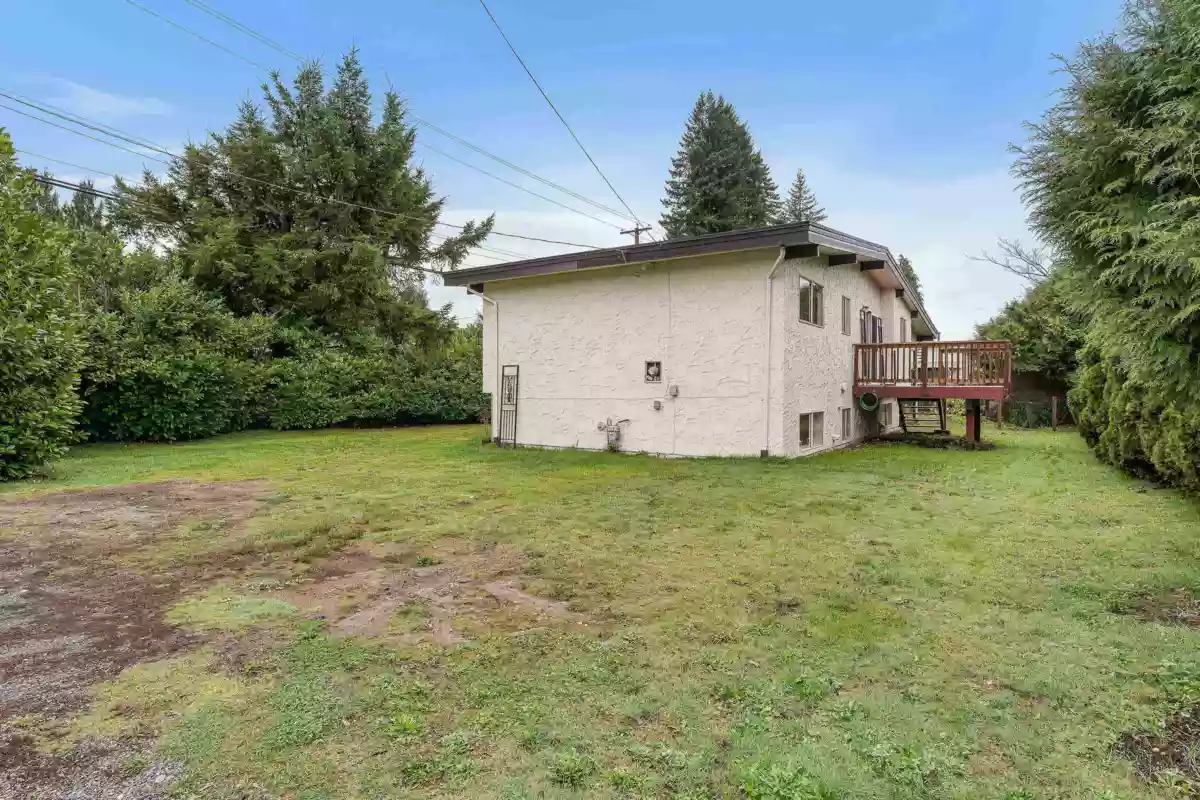 Hot Tub / Spa Photo of 31949 Silverdale Avenue, Mission, BC