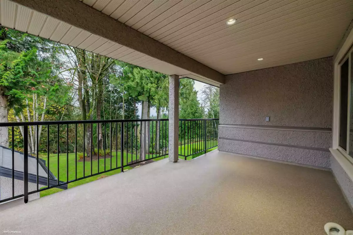 Guest Bathroom Photo of 11248 156a Street, Surrey, BC