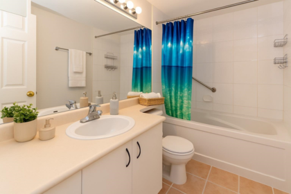 Primary Bathroom Photo of 309 175 E 10th Street, North Vancouver, BC