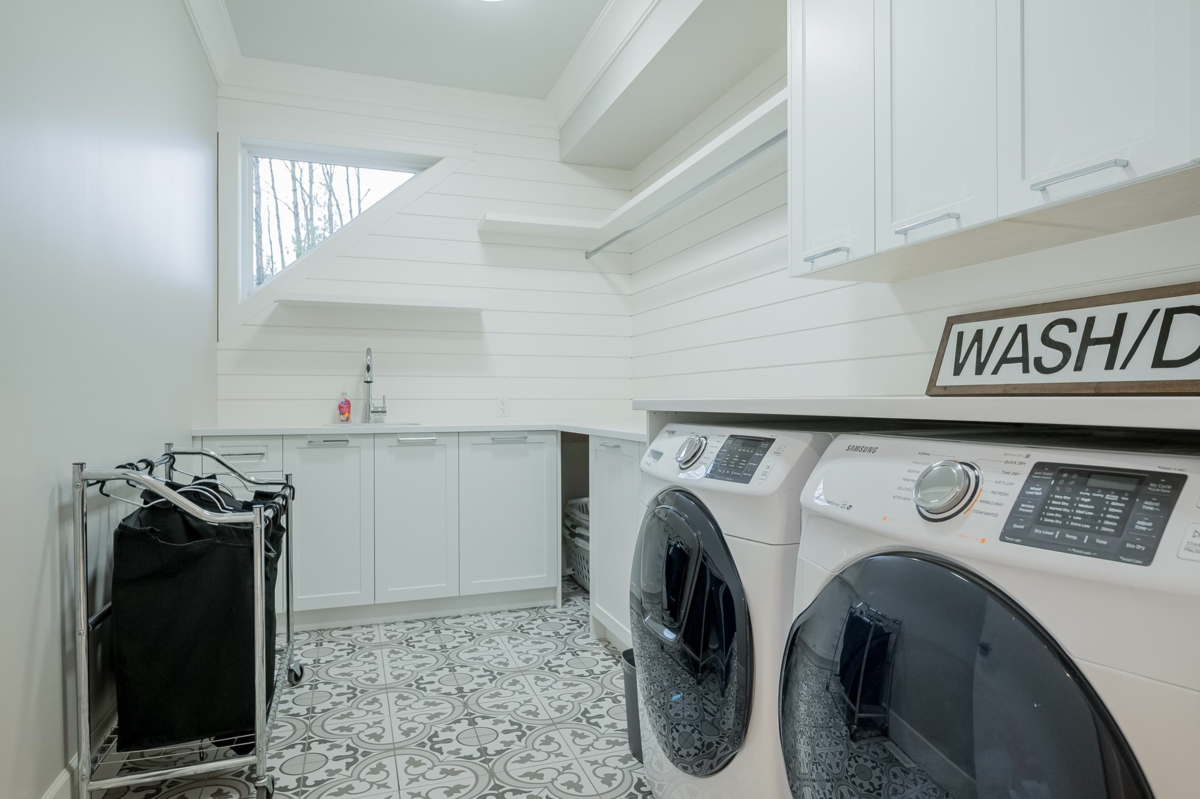 Entry Foyer Photo of 26979 58 Avenue, Langley, BC