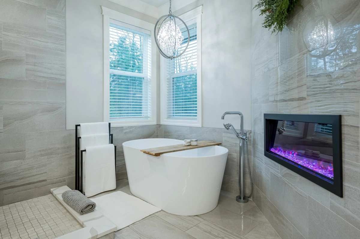 Guest Bathroom Photo of 26979 58 Avenue, Langley, BC