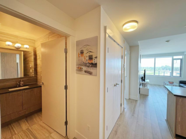 711 10788 No. 5 Road, Richmond, BC