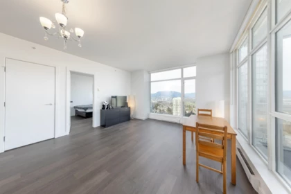 Kitchen Island Photo of 2110 4670 Assembly Way, Burnaby, BC