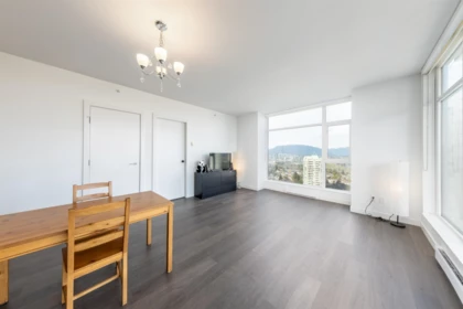 Primary Bathroom Photo of 2110 4670 Assembly Way, Burnaby, BC