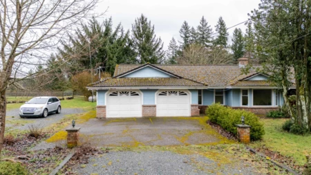 40895 Henderson Road, Columbia Valley, BC, Columbia Valley — Single Family Residence for sale